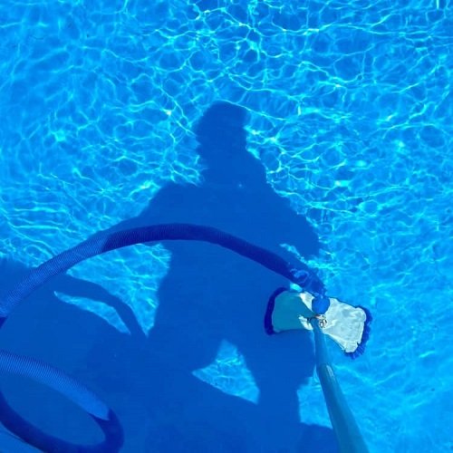 Best Pool Vacuum For Algae