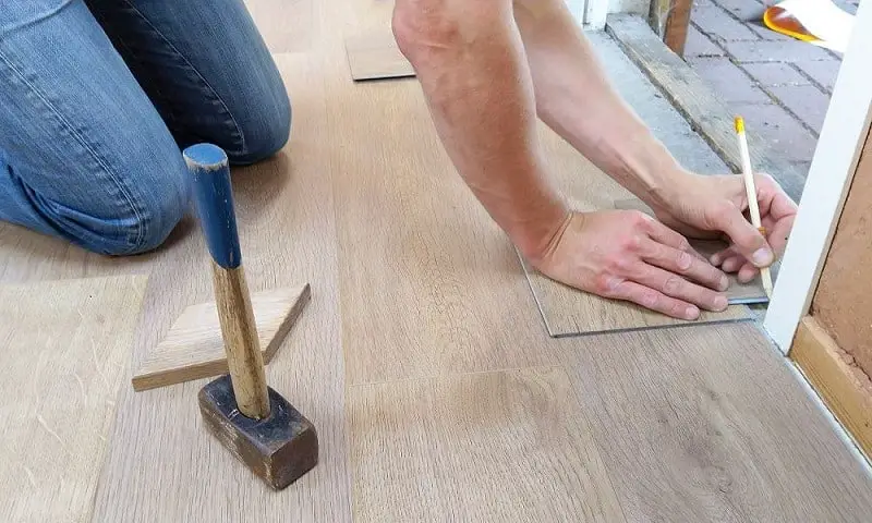 how to fix squeaky floors
